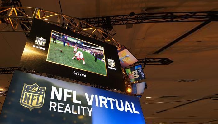 Football Fans Enjoy Super Bowl 2016 with VR Helmets