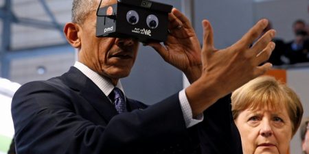 Look Who is Enjoying a Sneak peek into Virtual Reality
