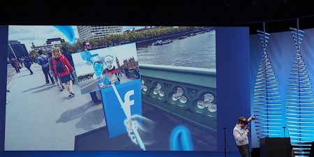 Facebook Allows One To Have News Feeds On VR Headset Screen